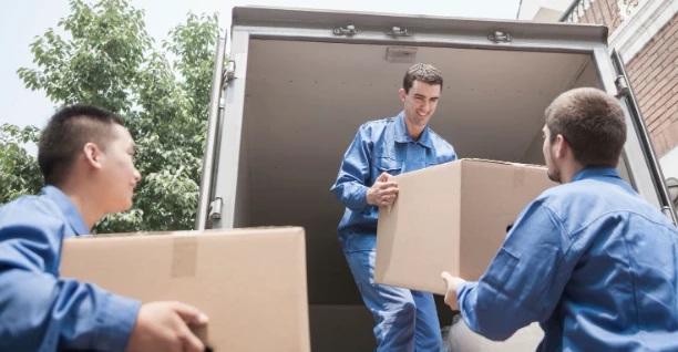 Expert Insights: How Professional Movers Help Streamline Your Move