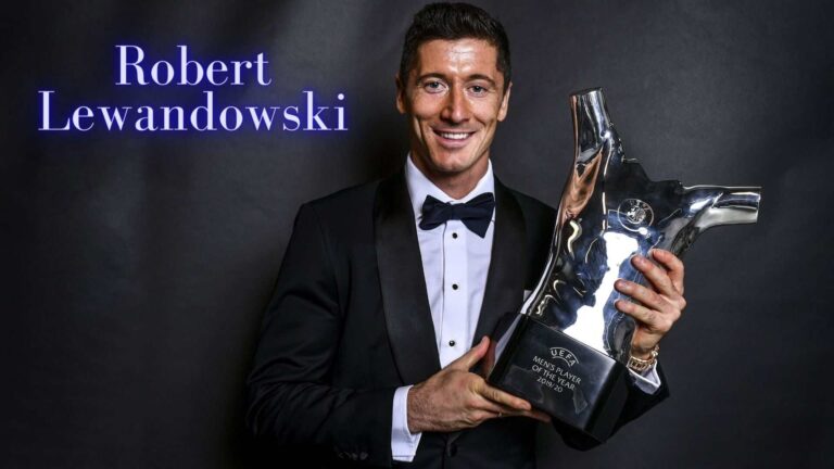 robert lewandowski, who scooped the 2021 best fifa men's player award, belongs to which country?