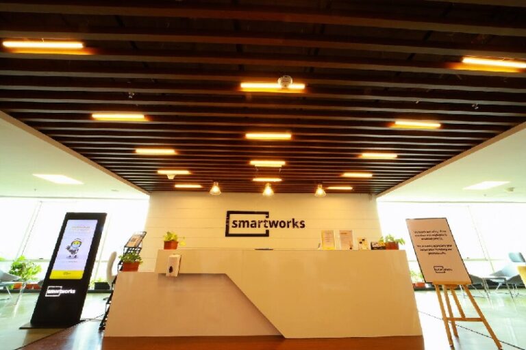 What are the Benefits of Leasing a Managed Office Space over a Traditional Office?