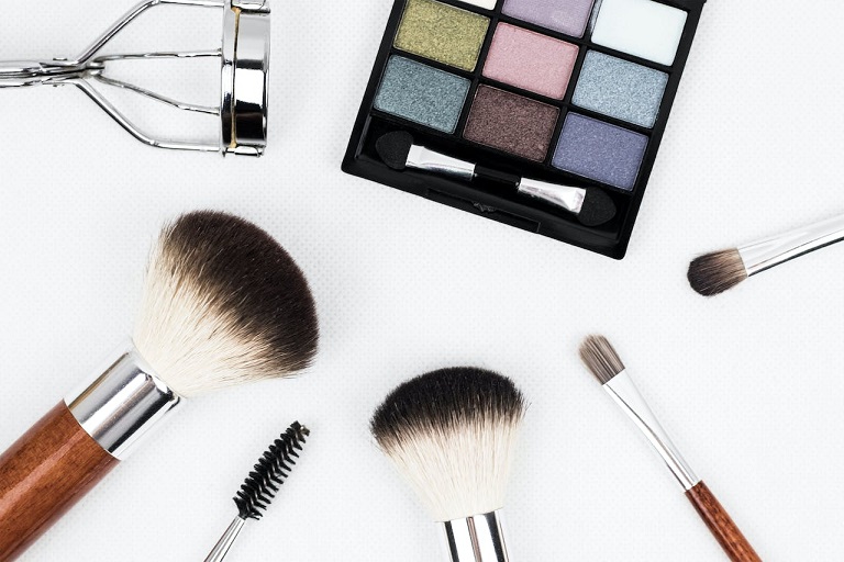 Do Makeup Like A Professional: Top Tips For Beginners 